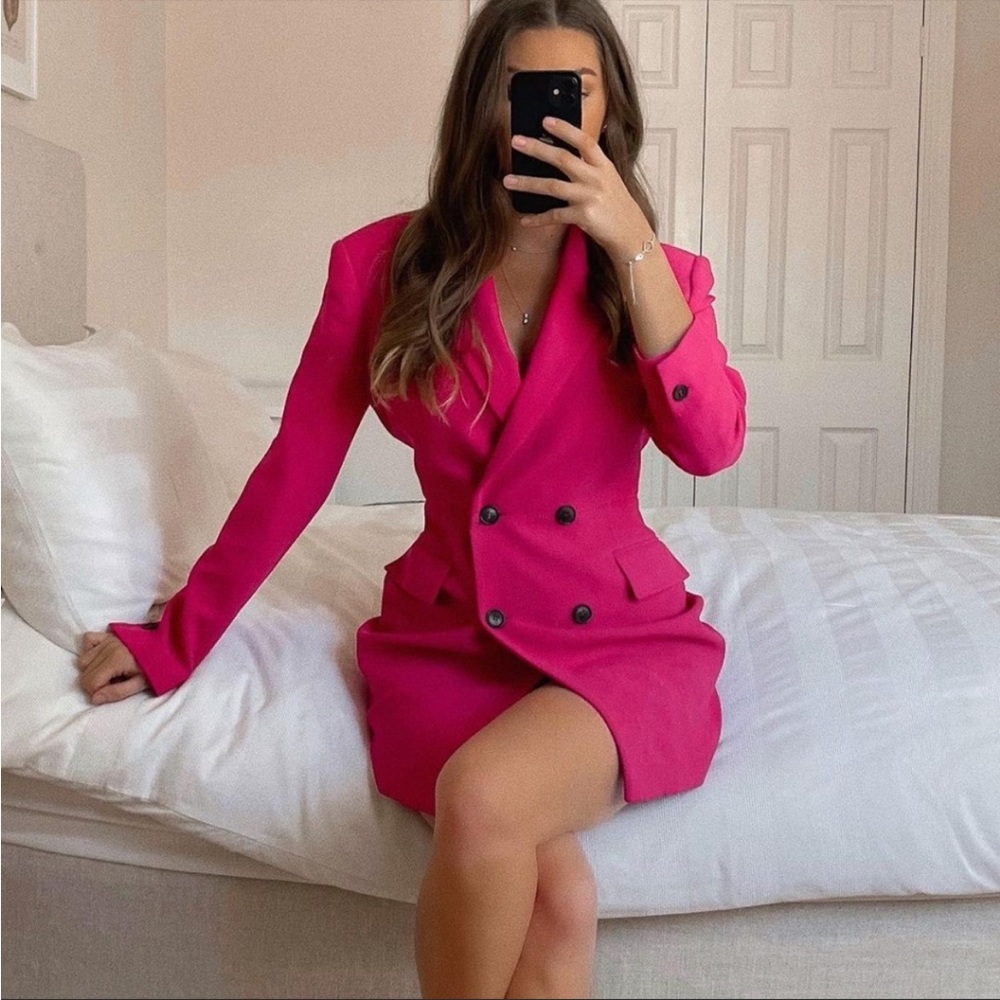 ZARA BLOGGER FAVE Fuschia Hot Pink Hourglass Buttons Blazer Dress Sz XS